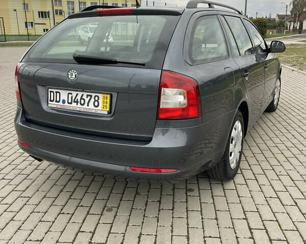 Сірий Шкода Октавія, об'ємом двигуна 1.39 л та пробігом 175 тис. км за 7900 $, фото 8 на Automoto.ua