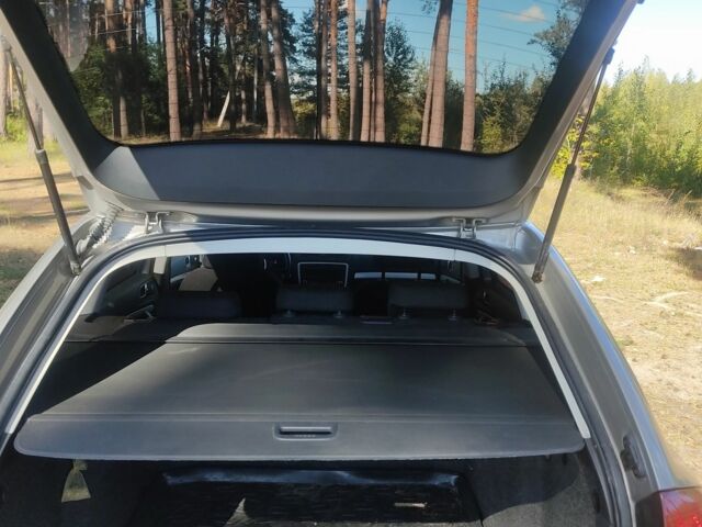 Сірий Шкода Октавія, об'ємом двигуна 1.6 л та пробігом 265 тис. км за 6750 $, фото 11 на Automoto.ua