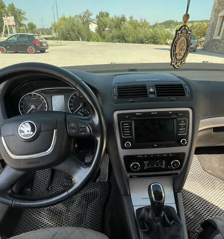 Сірий Шкода Октавія, об'ємом двигуна 1.6 л та пробігом 271 тис. км за 8200 $, фото 11 на Automoto.ua