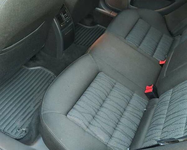 Серый Шкода Октавия, объемом двигателя 1.99 л и пробегом 274 тыс. км за 8850 $, фото 42 на Automoto.ua