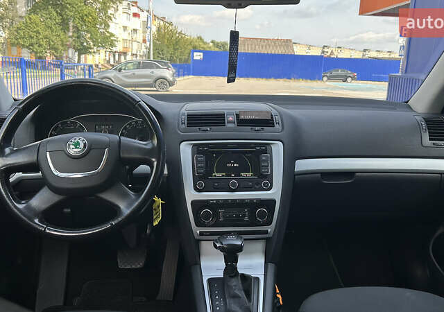 Серый Шкода Октавия, объемом двигателя 1.2 л и пробегом 208 тыс. км за 6200 $, фото 23 на Automoto.ua