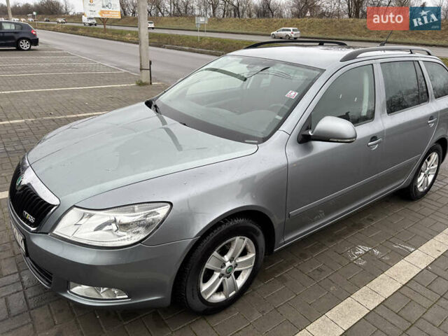 Серый Шкода Октавия, объемом двигателя 1.2 л и пробегом 260 тыс. км за 7050 $, фото 1 на Automoto.ua