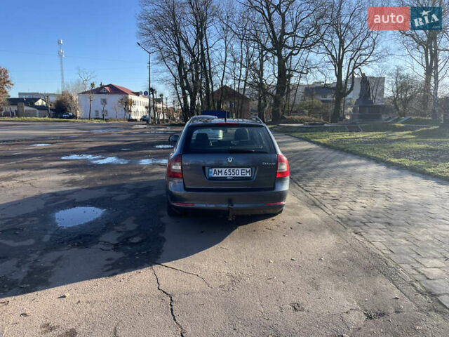 Серый Шкода Октавия, объемом двигателя 1.6 л и пробегом 285 тыс. км за 7500 $, фото 4 на Automoto.ua