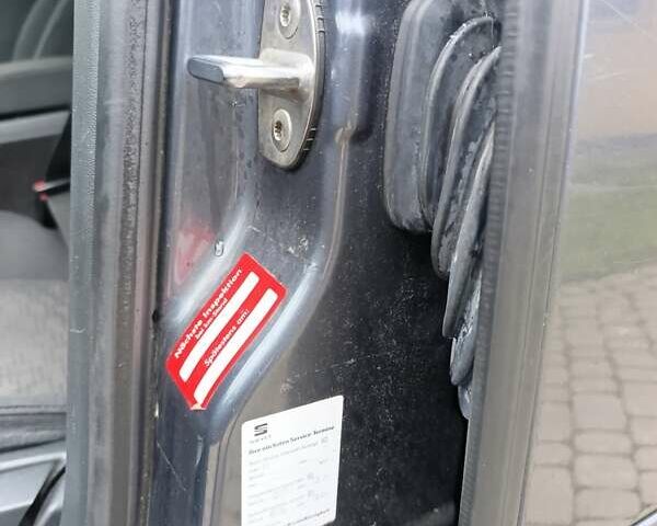 Серый Шкода Октавия, объемом двигателя 0 л и пробегом 307 тыс. км за 7600 $, фото 8 на Automoto.ua