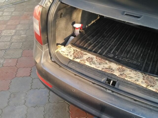 Сірий Шкода Октавія, об'ємом двигуна 0 л та пробігом 250 тис. км за 8500 $, фото 7 на Automoto.ua