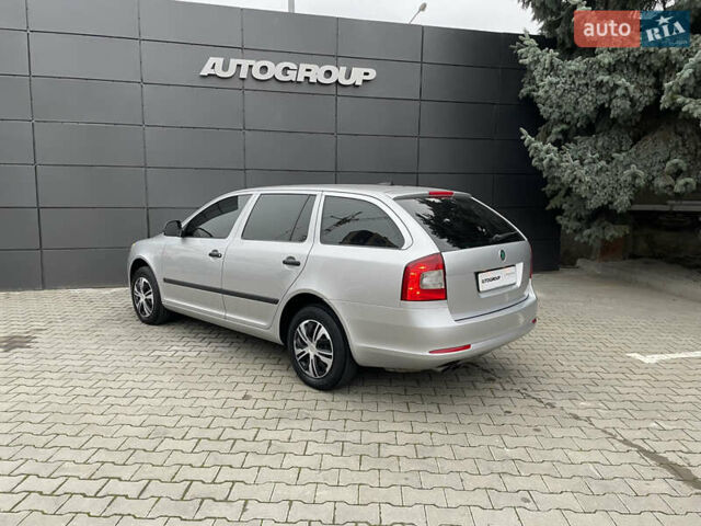 Сірий Шкода Октавія, об'ємом двигуна 1.8 л та пробігом 250 тис. км за 6999 $, фото 18 на Automoto.ua