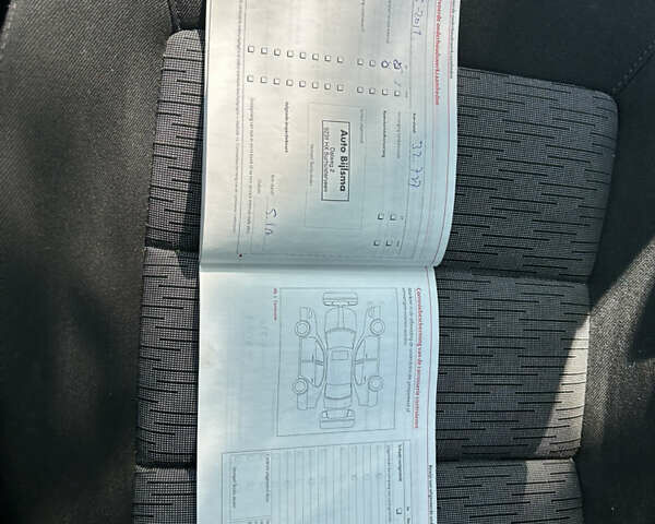 Серый Шкода Октавия, объемом двигателя 1.2 л и пробегом 209 тыс. км за 6200 $, фото 29 на Automoto.ua