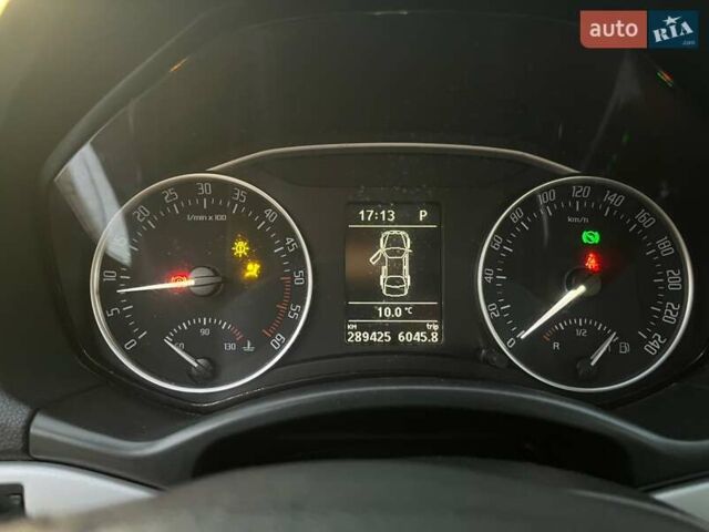 Серый Шкода Октавия, объемом двигателя 1.97 л и пробегом 289 тыс. км за 10000 $, фото 12 на Automoto.ua