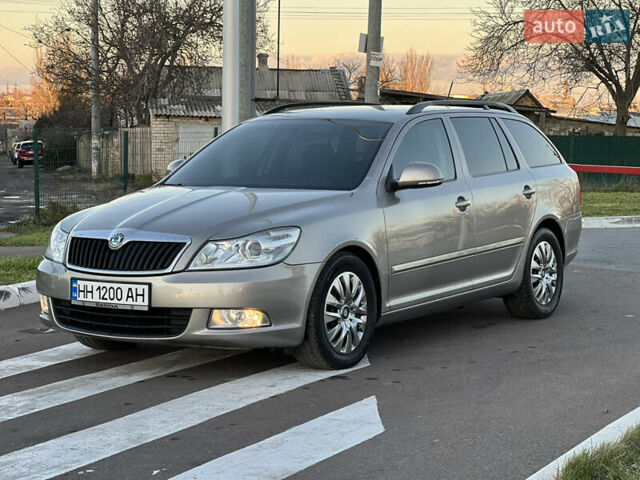 Сірий Шкода Октавія, об'ємом двигуна 1.39 л та пробігом 267 тис. км за 7400 $, фото 10 на Automoto.ua