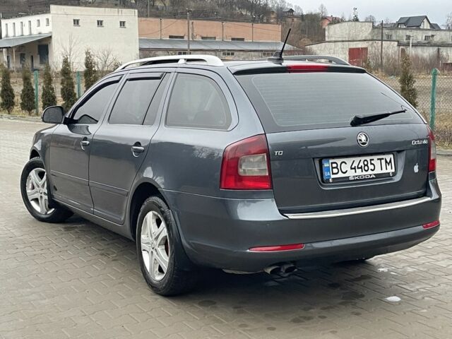 Сірий Шкода Октавія, об'ємом двигуна 2 л та пробігом 270 тис. км за 7900 $, фото 7 на Automoto.ua