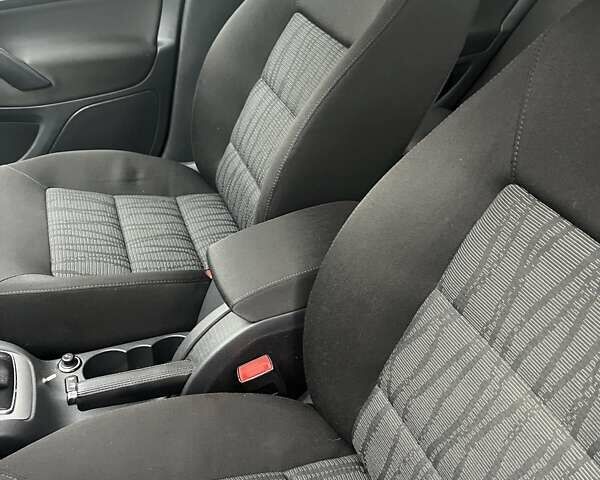 Сірий Шкода Октавія, об'ємом двигуна 2 л та пробігом 184 тис. км за 11300 $, фото 34 на Automoto.ua