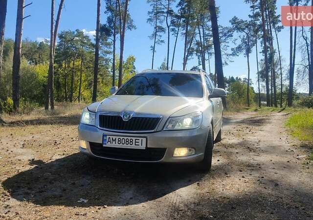 Серый Шкода Октавия, объемом двигателя 1.6 л и пробегом 264 тыс. км за 6999 $, фото 4 на Automoto.ua