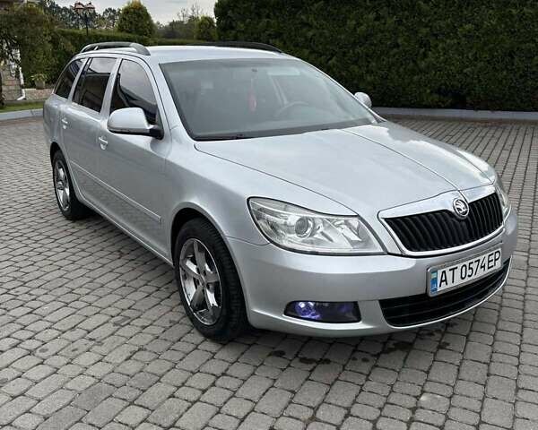 Шкода Октавия 2011 в Долине на Automoto.ua Серый Шкода Октавия, объемом двигателя 1.6 л и пробегом 310 тыс. км за 6750 $, фото 5 на Automoto.ua