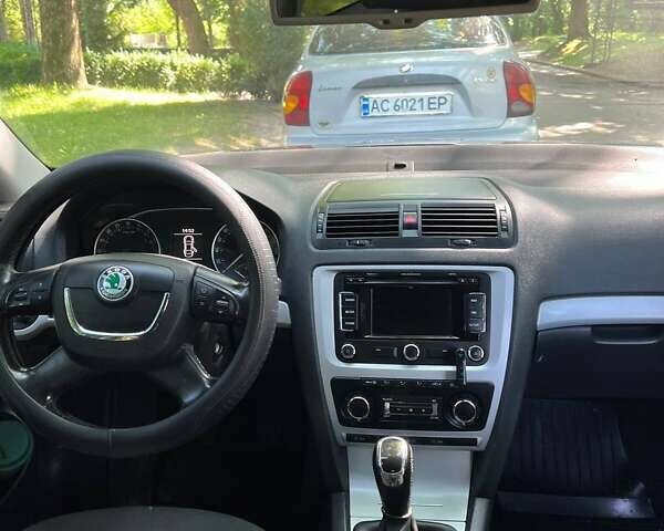 Сірий Шкода Октавія, об'ємом двигуна 1.6 л та пробігом 305 тис. км за 8200 $, фото 2 на Automoto.ua