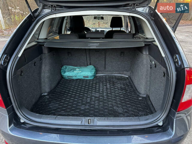 Серый Шкода Октавия, объемом двигателя 1.99 л и пробегом 270 тыс. км за 9000 $, фото 14 на Automoto.ua