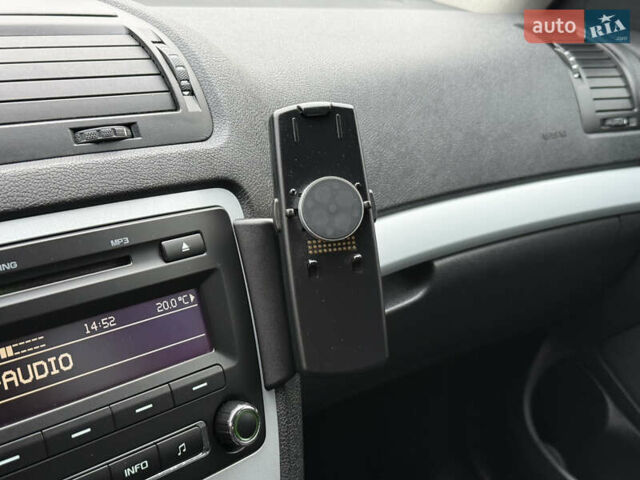 Серый Шкода Октавия, объемом двигателя 1.6 л и пробегом 248 тыс. км за 8500 $, фото 52 на Automoto.ua