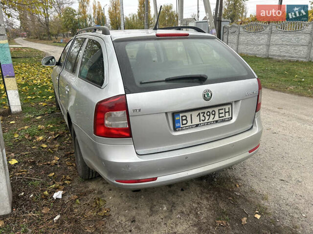 Серый Шкода Октавия, объемом двигателя 1.6 л и пробегом 222 тыс. км за 8000 $, фото 3 на Automoto.ua