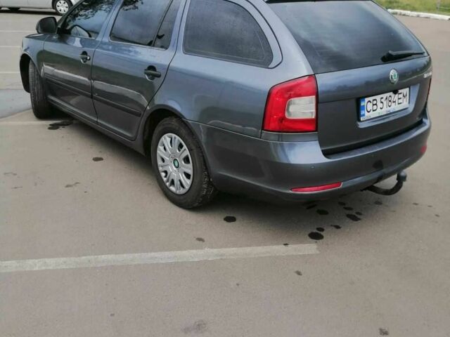 Сірий Шкода Октавія, об'ємом двигуна 1.2 л та пробігом 220 тис. км за 7500 $, фото 1 на Automoto.ua