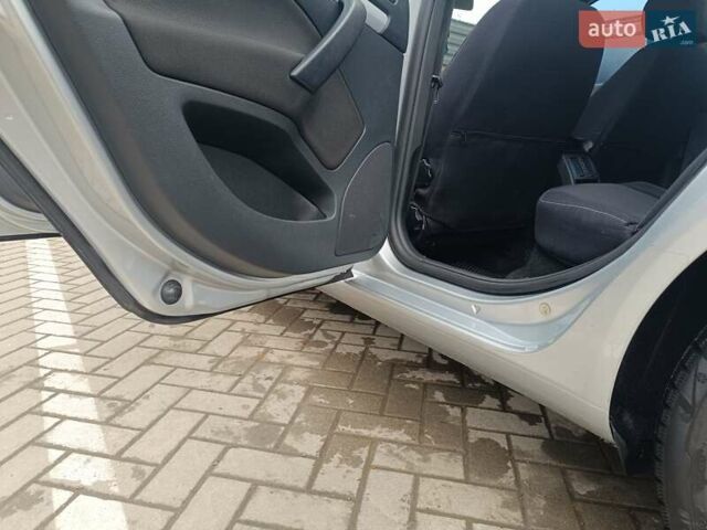 Серый Шкода Октавия, объемом двигателя 1.6 л и пробегом 278 тыс. км за 7500 $, фото 8 на Automoto.ua