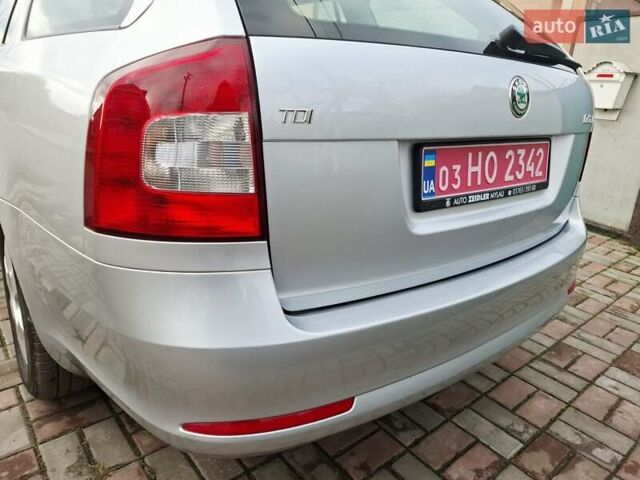 Серый Шкода Октавия, объемом двигателя 1.6 л и пробегом 194 тыс. км за 8350 $, фото 17 на Automoto.ua