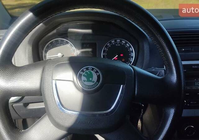 Серый Шкода Октавия, объемом двигателя 1.6 л и пробегом 264 тыс. км за 6999 $, фото 32 на Automoto.ua