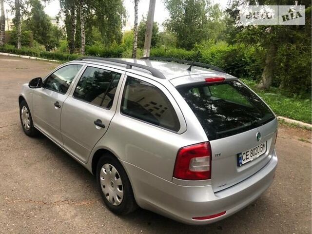 Шкода Октавія 2011 у Чернівцях на Automoto.ua Сірий Шкода Октавія, об'ємом двигуна 1.6 л та пробігом 301 тис. км за 4900 $, фото 7 на Automoto.ua