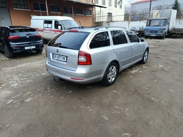 Серый Шкода Октавия, объемом двигателя 1.6 л и пробегом 257 тыс. км за 8000 $, фото 3 на Automoto.ua