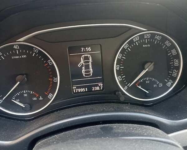 Серый Шкода Октавия, объемом двигателя 1.8 л и пробегом 180 тыс. км за 7900 $, фото 7 на Automoto.ua