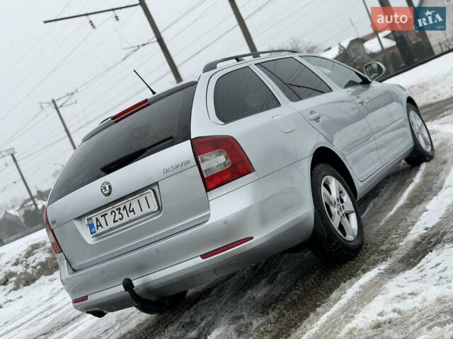 Сірий Шкода Октавія, об'ємом двигуна 1.6 л та пробігом 387 тис. км за 6999 $, фото 11 на Automoto.ua