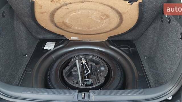 Сірий Шкода Октавія, об'ємом двигуна 1.6 л та пробігом 295 тис. км за 9300 $, фото 24 на Automoto.ua