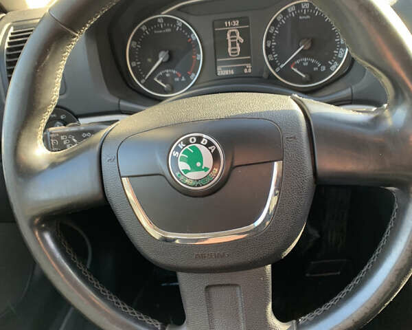 Серый Шкода Октавия, объемом двигателя 1.8 л и пробегом 233 тыс. км за 6800 $, фото 31 на Automoto.ua