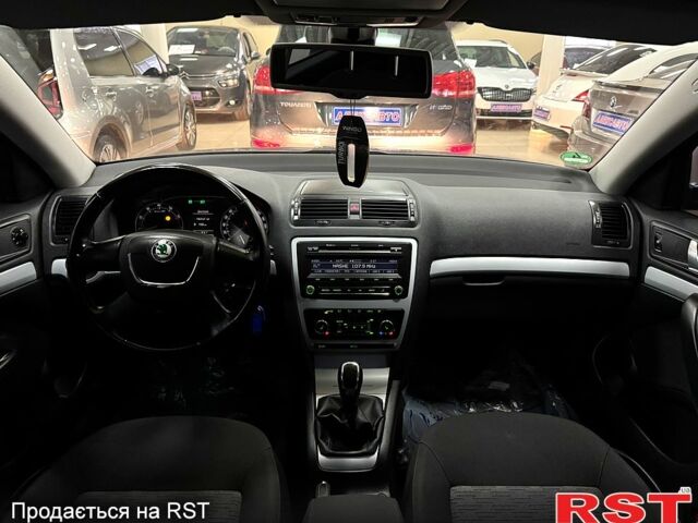 Серый Шкода Октавия, объемом двигателя 1.4 л и пробегом 18900 тыс. км за 7600 $, фото 11 на Automoto.ua