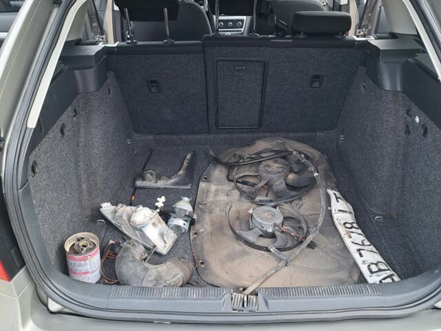 Серый Шкода Октавия, объемом двигателя 2 л и пробегом 300 тыс. км за 4150 $, фото 22 на Automoto.ua