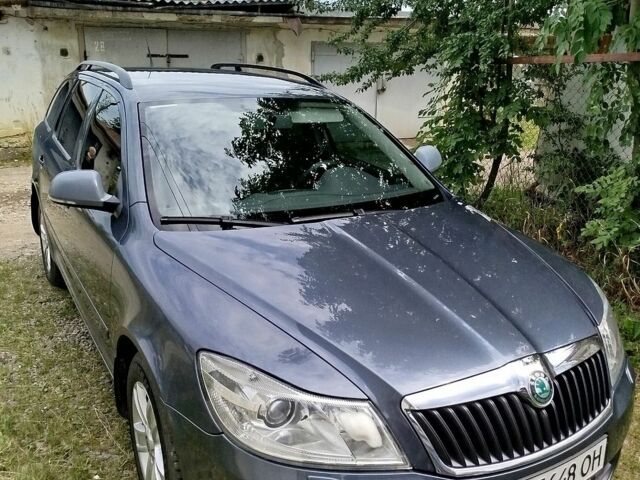 Сірий Шкода Октавія, об'ємом двигуна 1.6 л та пробігом 220 тис. км за 8800 $, фото 1 на Automoto.ua