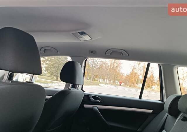 Серый Шкода Октавия, объемом двигателя 1.6 л и пробегом 308 тыс. км за 6650 $, фото 37 на Automoto.ua
