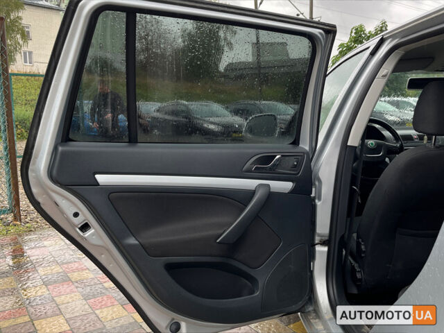 Серый Шкода Октавия, объемом двигателя 1.6 л и пробегом 296 тыс. км за 8999 $, фото 15 на Automoto.ua