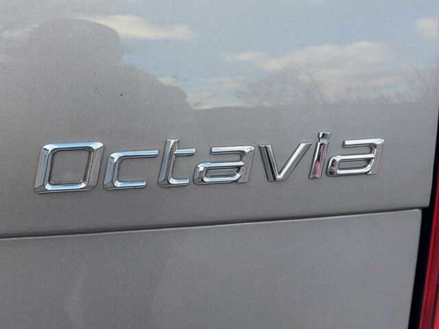 Серый Шкода Октавия, объемом двигателя 1.8 л и пробегом 240 тыс. км за 8550 $, фото 10 на Automoto.ua