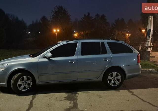Сірий Шкода Октавія, об'ємом двигуна 1.2 л та пробігом 345 тис. км за 8200 $, фото 1 на Automoto.ua