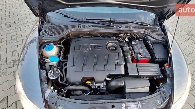 Серый Шкода Октавия, объемом двигателя 1.6 л и пробегом 281 тыс. км за 9400 $, фото 13 на Automoto.ua