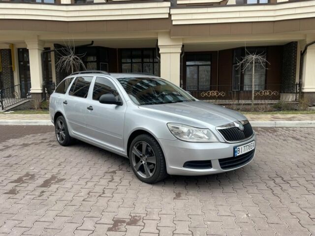 Серый Шкода Октавия, объемом двигателя 1.6 л и пробегом 215 тыс. км за 7700 $, фото 4 на Automoto.ua