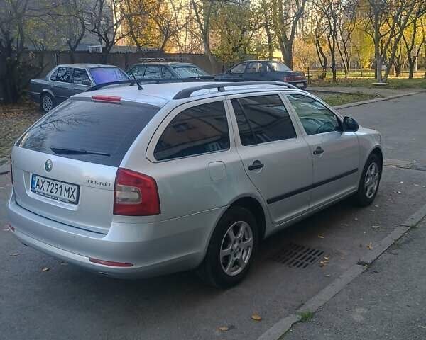Серый Шкода Октавия, объемом двигателя 1.39 л и пробегом 191 тыс. км за 7400 $, фото 6 на Automoto.ua