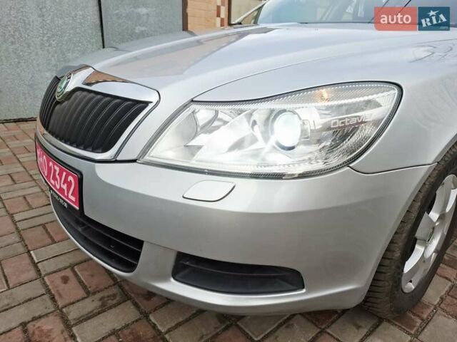 Серый Шкода Октавия, объемом двигателя 1.6 л и пробегом 194 тыс. км за 8350 $, фото 11 на Automoto.ua