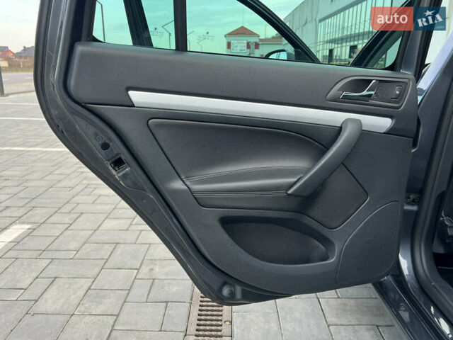 Серый Шкода Октавия, объемом двигателя 2 л и пробегом 211 тыс. км за 13200 $, фото 97 на Automoto.ua