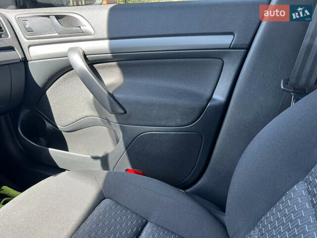 Серый Шкода Октавия, объемом двигателя 1.39 л и пробегом 158 тыс. км за 8200 $, фото 21 на Automoto.ua