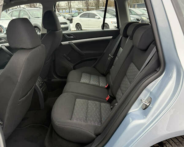 Серый Шкода Октавия, объемом двигателя 1.6 л и пробегом 193 тыс. км за 10200 $, фото 68 на Automoto.ua