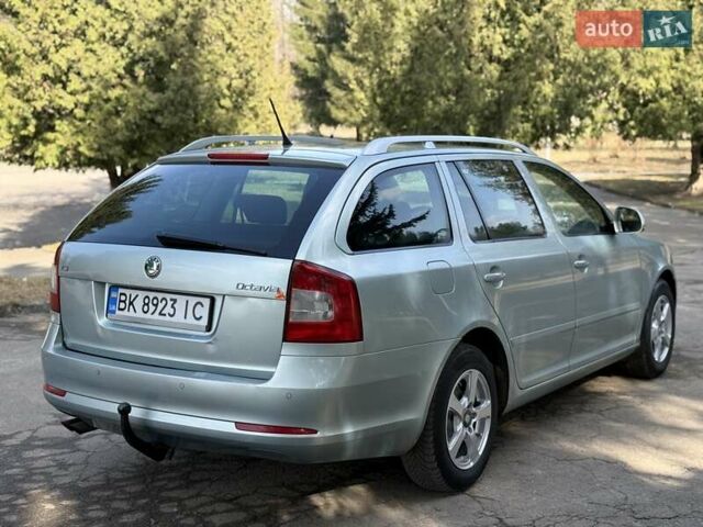 Сірий Шкода Октавія, об'ємом двигуна 1.39 л та пробігом 240 тис. км за 6400 $, фото 19 на Automoto.ua