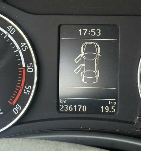 Сірий Шкода Октавія, об'ємом двигуна 1.97 л та пробігом 236 тис. км за 9700 $, фото 30 на Automoto.ua