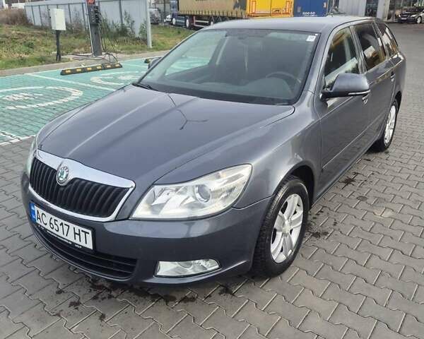 Сірий Шкода Октавія, об'ємом двигуна 1.6 л та пробігом 271 тис. км за 7900 $, фото 11 на Automoto.ua