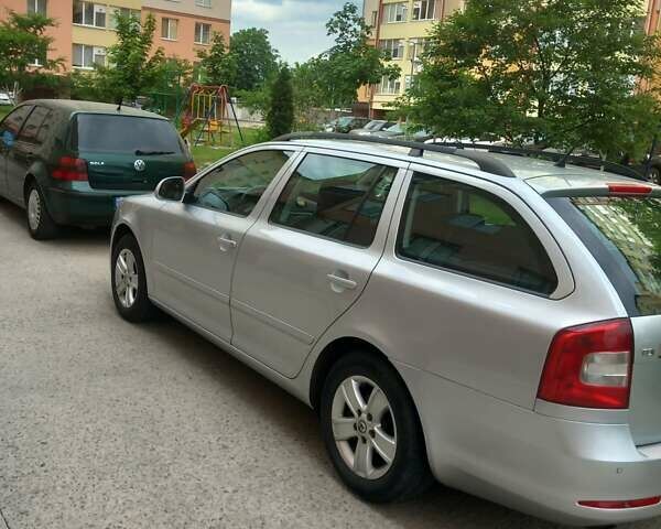 Серый Шкода Октавия, объемом двигателя 1.6 л и пробегом 218 тыс. км за 8300 $, фото 6 на Automoto.ua