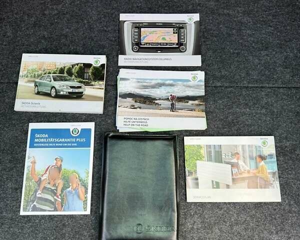 Серый Шкода Октавия, объемом двигателя 0 л и пробегом 177 тыс. км за 11850 $, фото 61 на Automoto.ua